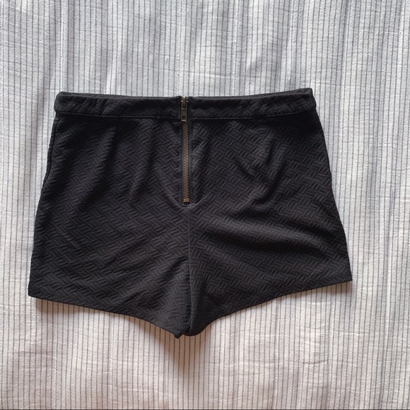 Girls junior sz 5 & sz small bottoms bundle - Picture 6 of 7